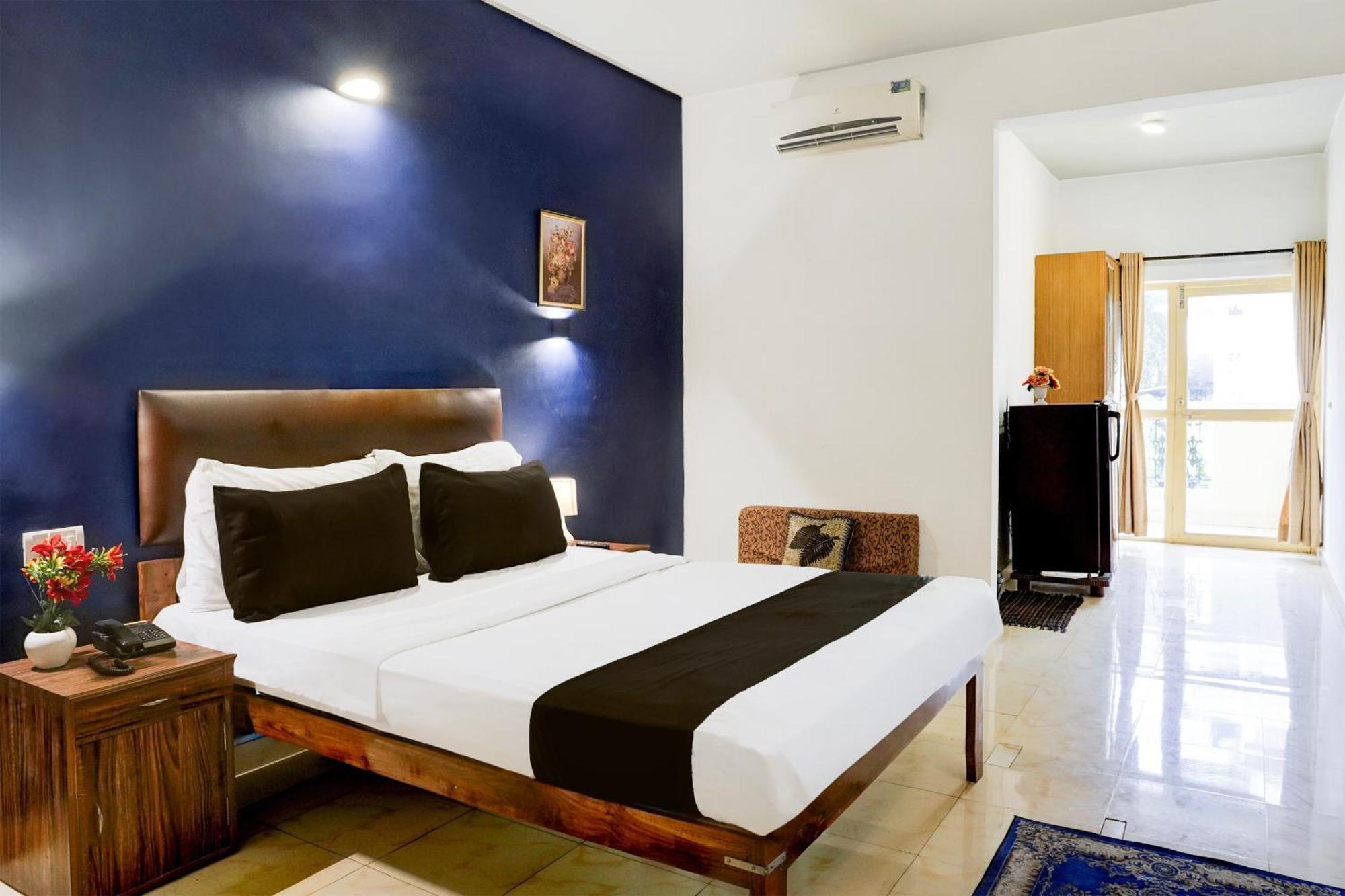 Super Townhouse 坎多林 外观 照片