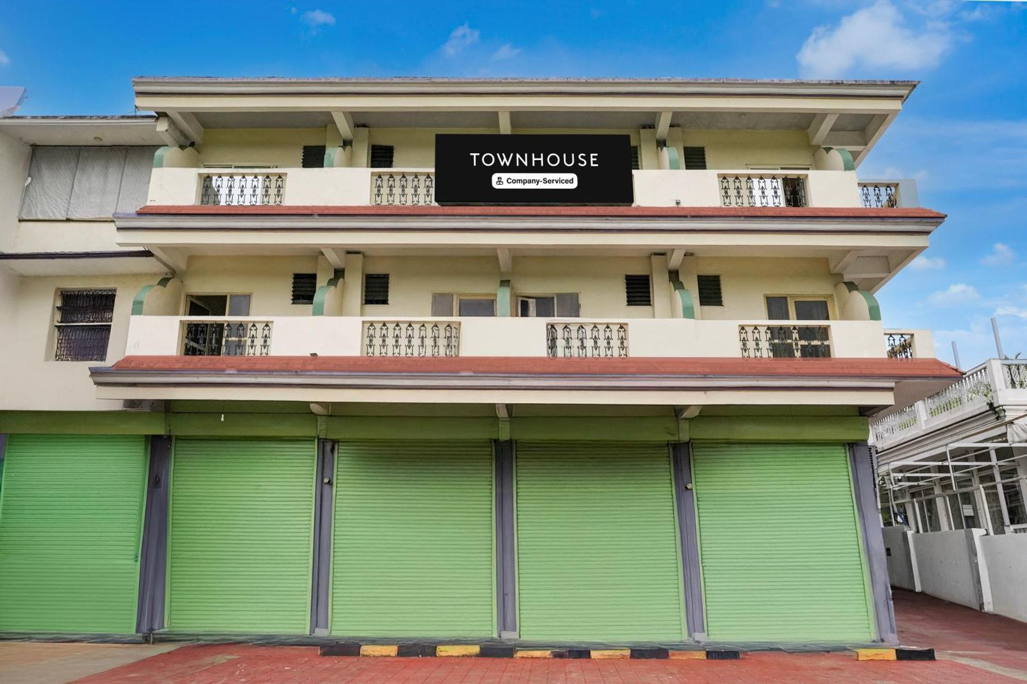 Super Townhouse 坎多林 外观 照片
